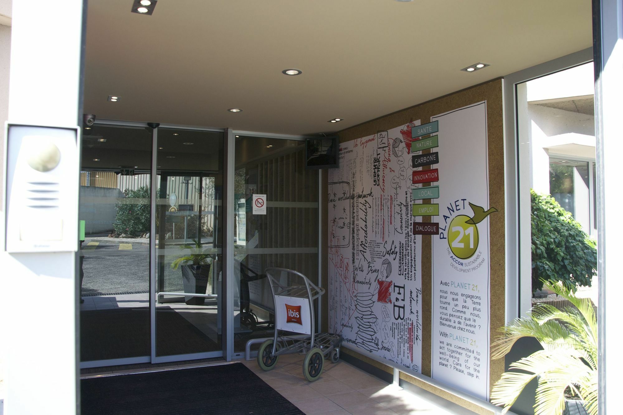 Ibis Toulon La Seyne Sur Mer Kültér fotó